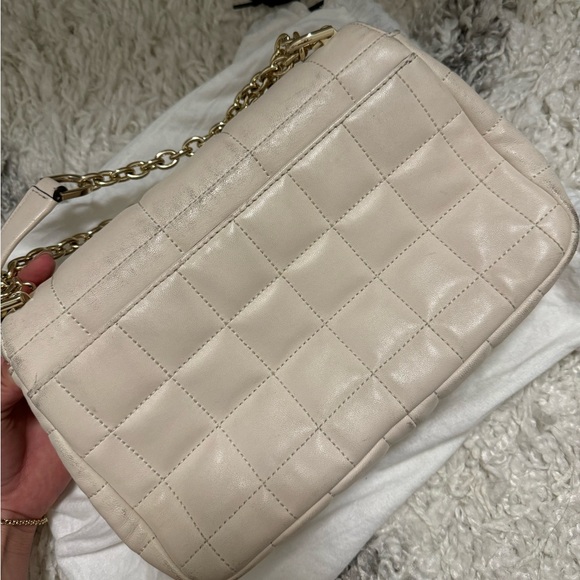 Michael kors purse - Picture 3 of 9